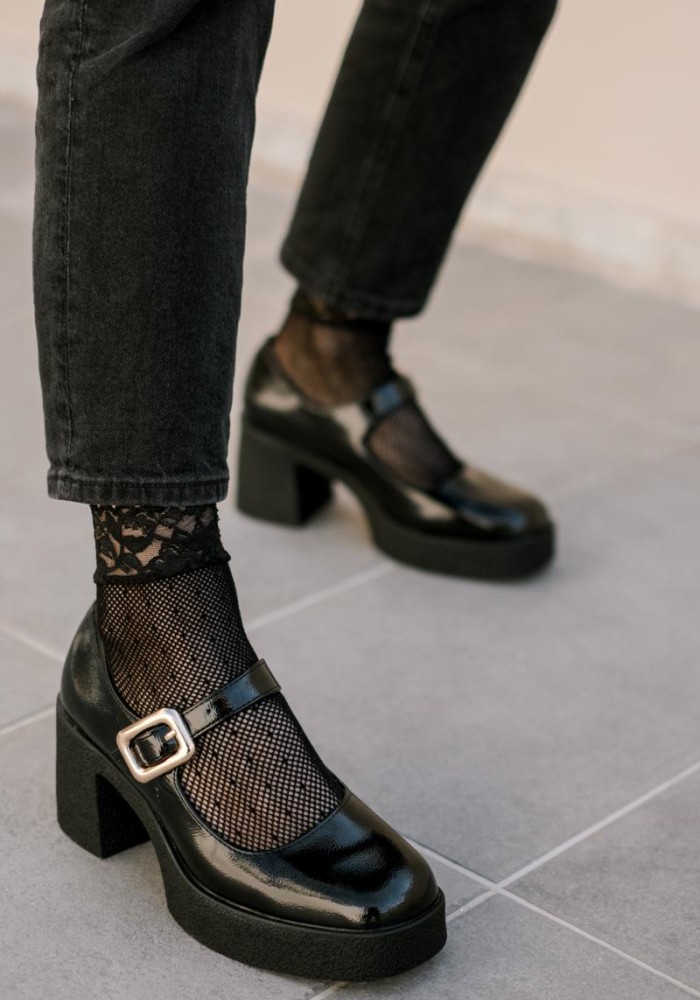 Mary Janes λουστρίνι γόβες με κρεπ τακούνι 330.Q8705-LU ΜΑΥΡΟ