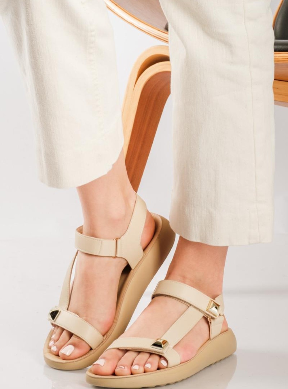 PAREX Γυναικεία flatforms με εντυπωσιακά τρουκς ΜΠΕΖ PAREX Γυναικεία flatforms με εντυπωσιακά τρουκς ΜΠΕΖ