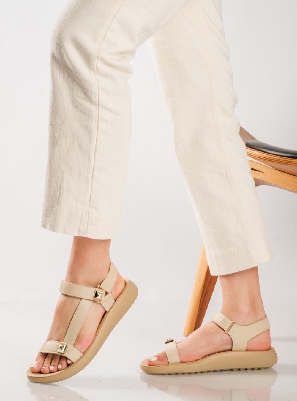 PAREX Γυναικεία flatforms με εντυπωσιακά τρουκς ΜΠΕΖ PAREX Γυναικεία flatforms με εντυπωσιακά τρουκς ΜΠΕΖ