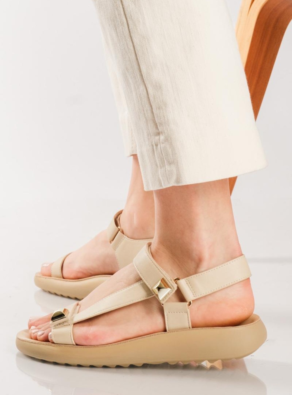 PAREX Γυναικεία flatforms με εντυπωσιακά τρουκς ΜΠΕΖ PAREX Γυναικεία flatforms με εντυπωσιακά τρουκς ΜΠΕΖ