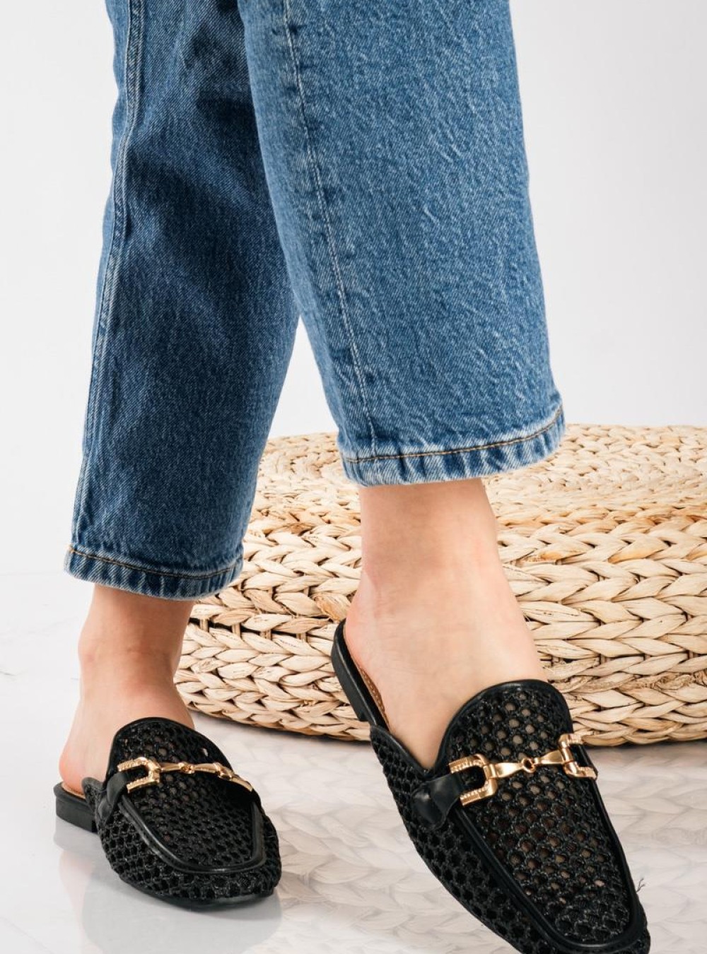 Flat mules με διάτρητο σχέδιο ΜΑΥΡΟ Flat mules με διάτρητο σχέδιο ΜΑΥΡΟ