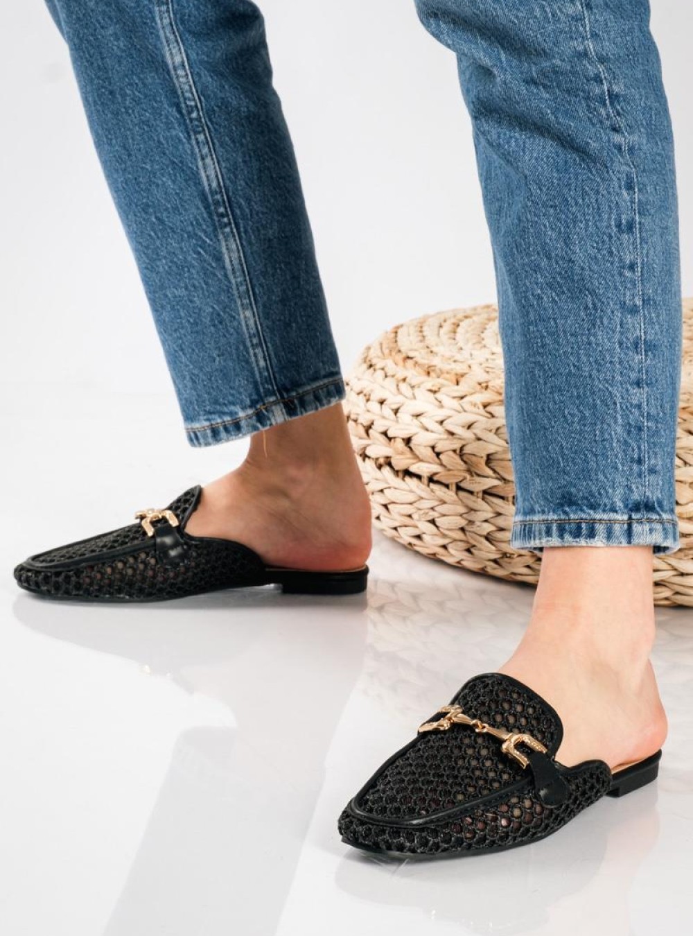 Flat mules με διάτρητο σχέδιο ΜΑΥΡΟ Flat mules με διάτρητο σχέδιο ΜΑΥΡΟ