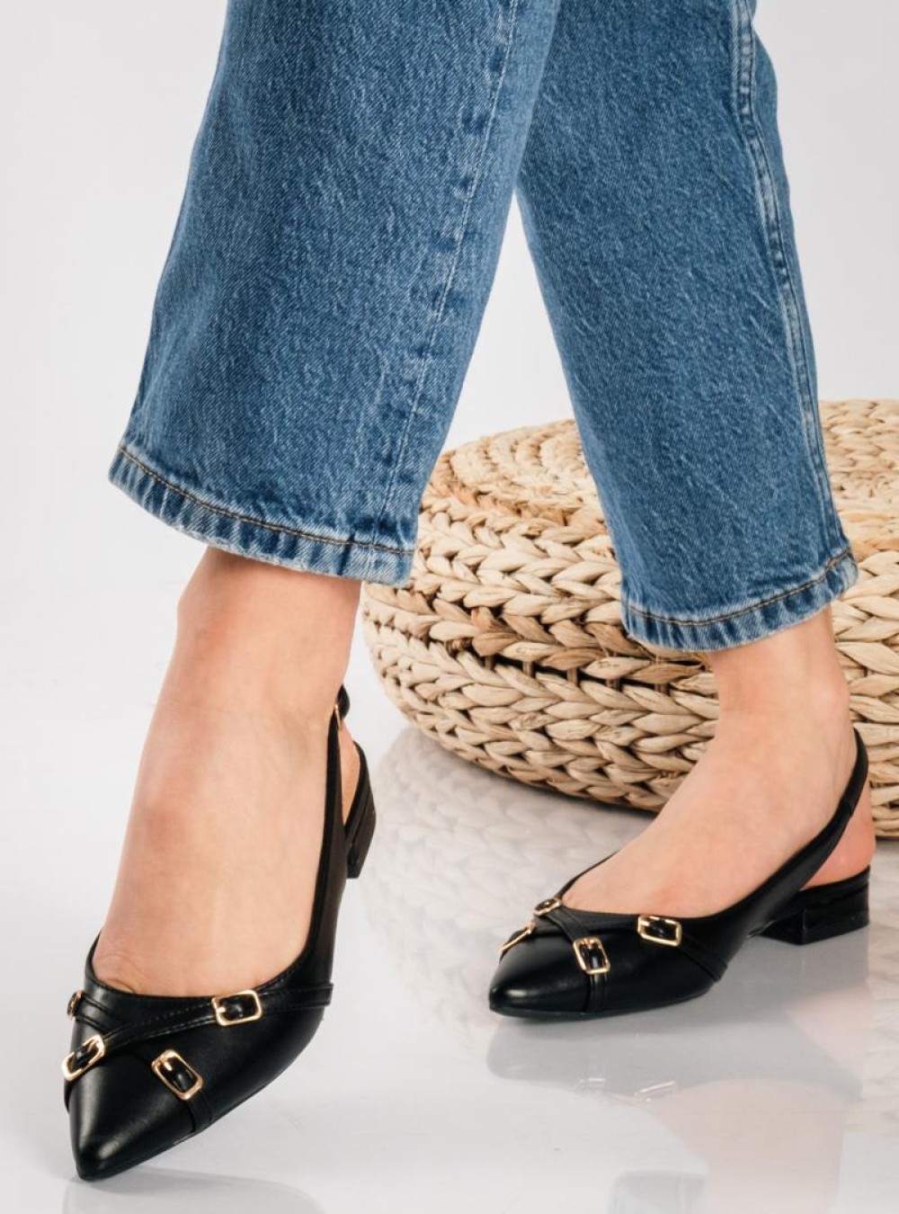 Slingback μυτερές γόβες ΜΑΥΡΟ Slingback μυτερές γόβες ΜΑΥΡΟ