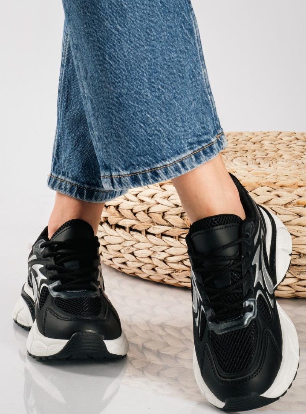 Chunky sneakers σε συνδυασμούς υλικών ΜΑΥΡΟ Chunky sneakers σε συνδυασμούς υλικών ΜΑΥΡΟ
