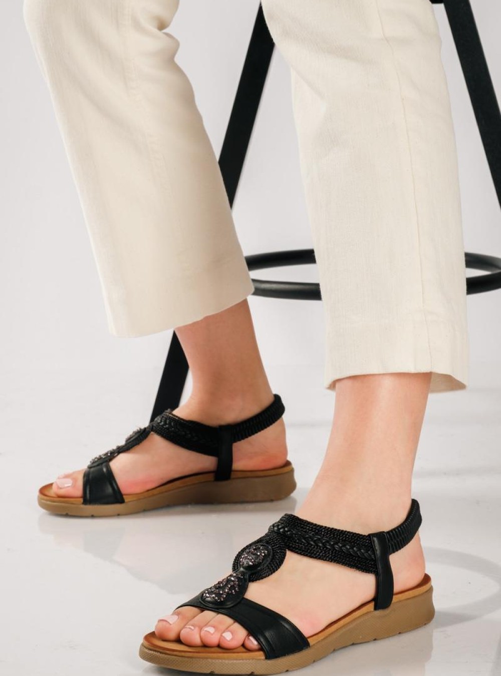 Comfort πέδιλο με ελαστικό λουράκι ΜΑΥΡΟ Comfort πέδιλο με ελαστικό λουράκι ΜΑΥΡΟ