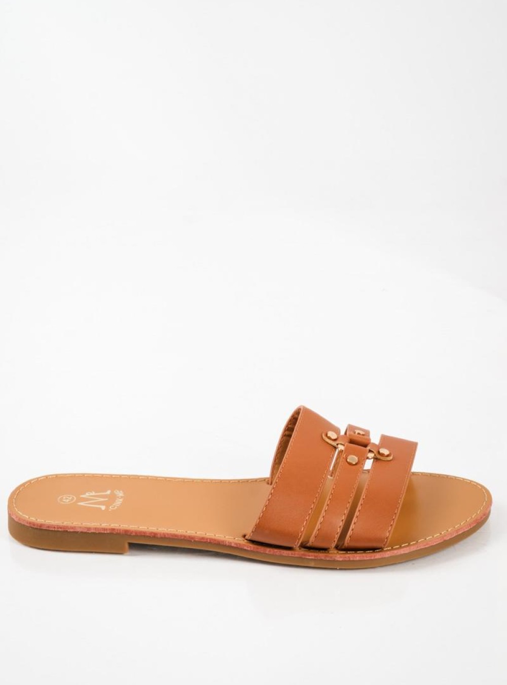Flat σανδάλι με ιδιαίτερη φάσα ΤΑΜΠΑ Flat σανδάλι με ιδιαίτερη φάσα ΤΑΜΠΑ