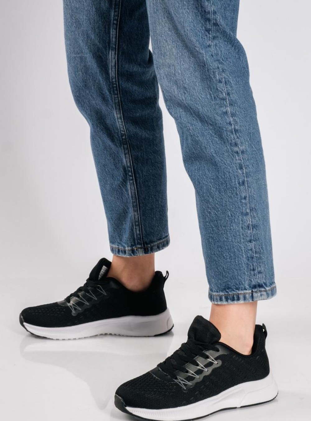 Γυναικείο υφασμάτινο running sneaker ΜΑΥΡΟ Γυναικείο υφασμάτινο running sneaker ΜΑΥΡΟ