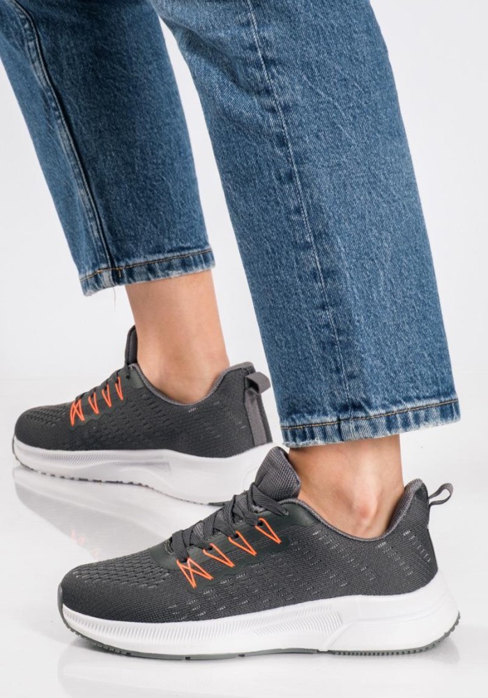 Γυναικείο υφασμάτινο running sneaker ΓΚΡΙ