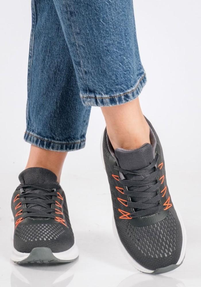 Γυναικείο υφασμάτινο running sneaker ΓΚΡΙ