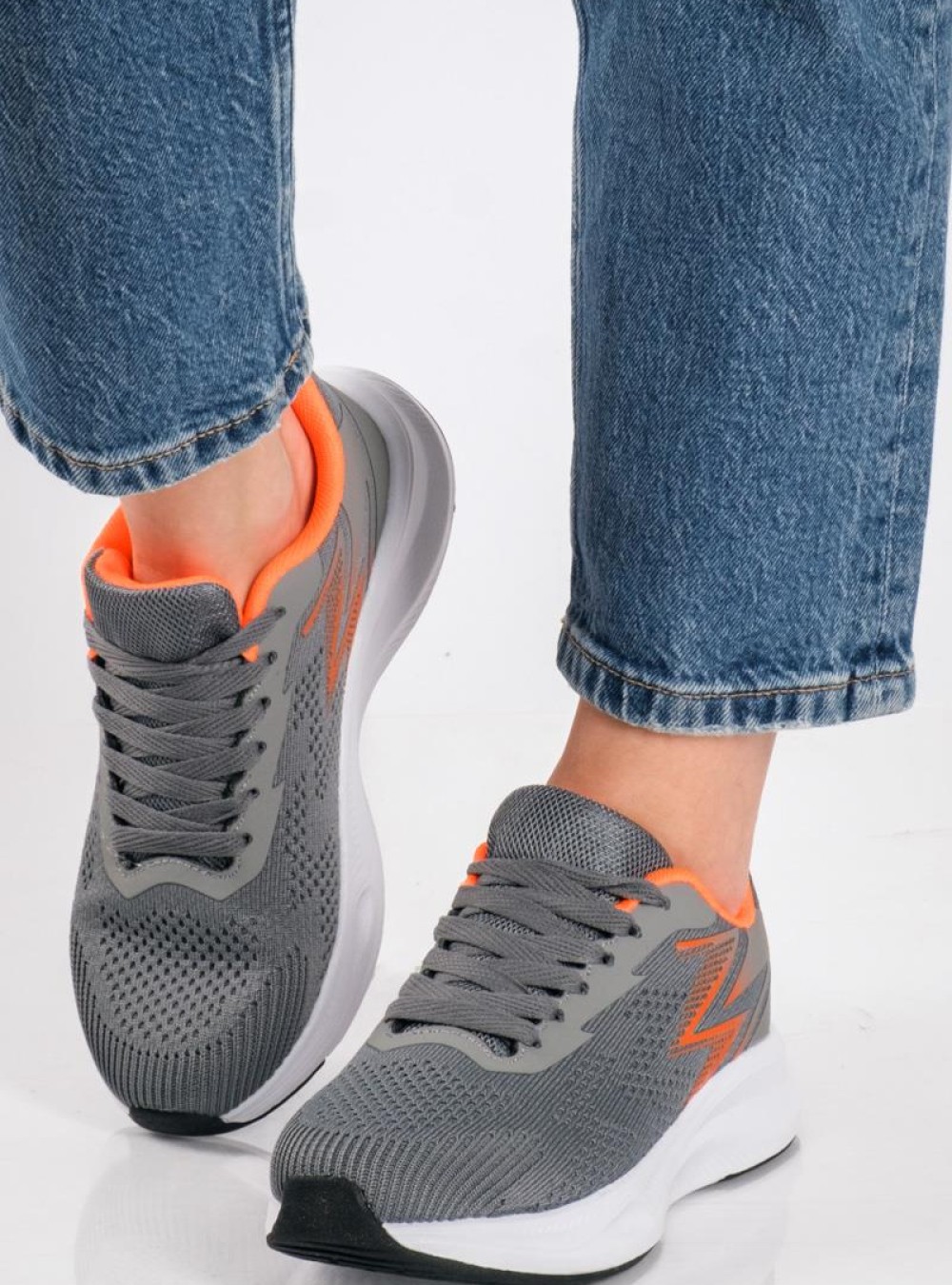 Γυναικεία υφασμάτινα running sneaker ΓΚΡΙ Γυναικεία υφασμάτινα running sneaker ΓΚΡΙ