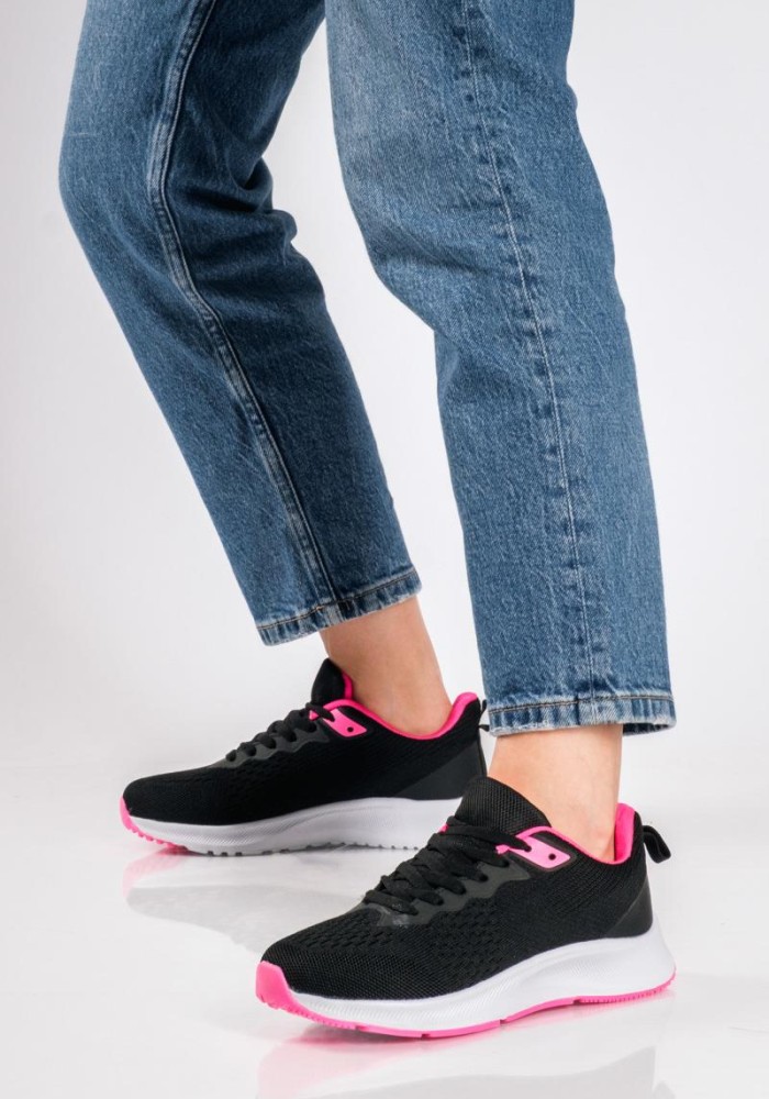 Γυναικεία υφασμάτινα running sneaker ΜΑΥΡΟ