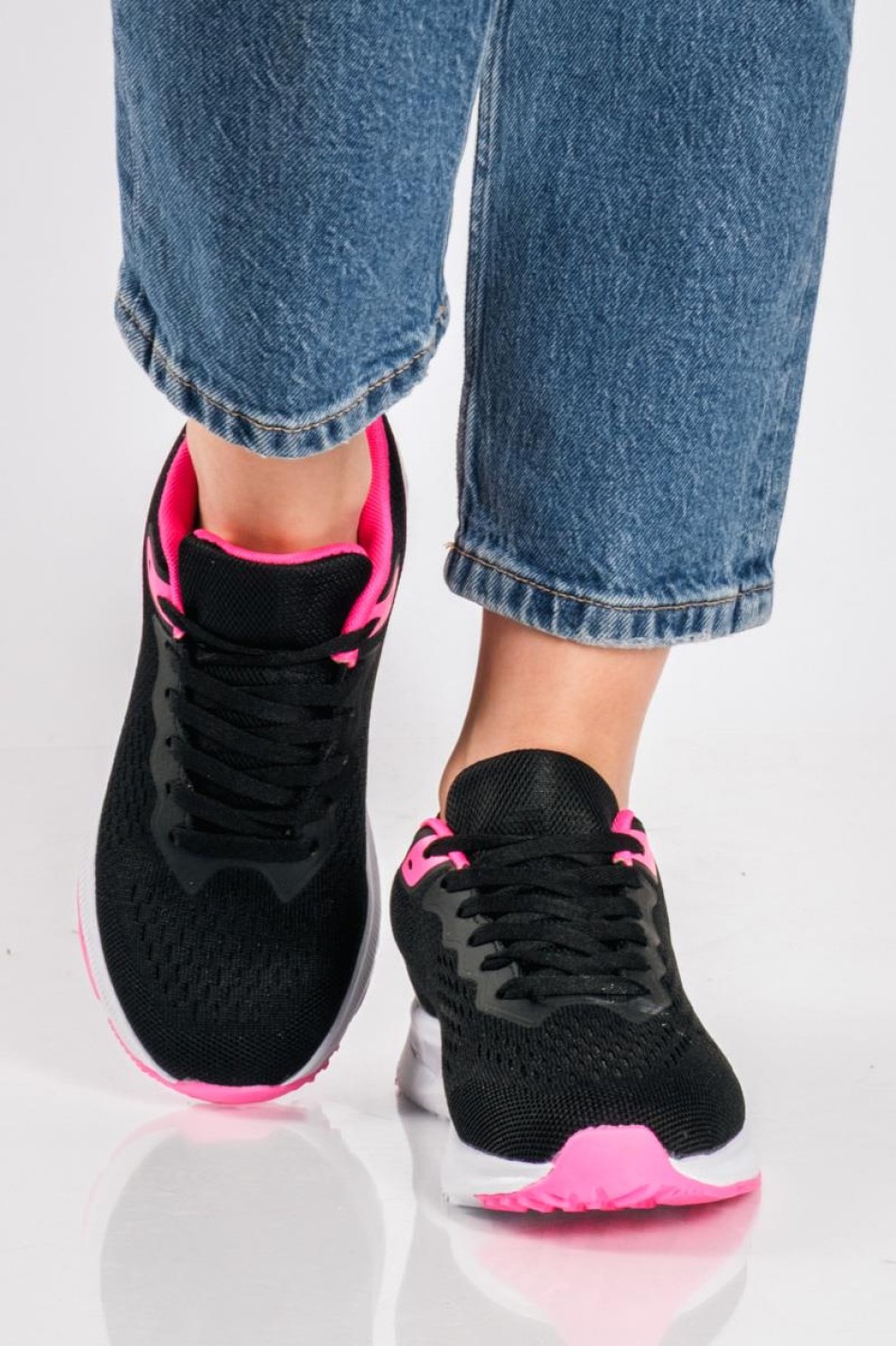 Γυναικεία υφασμάτινα running sneaker ΜΑΥΡΟ Γυναικεία υφασμάτινα running sneaker ΜΑΥΡΟ