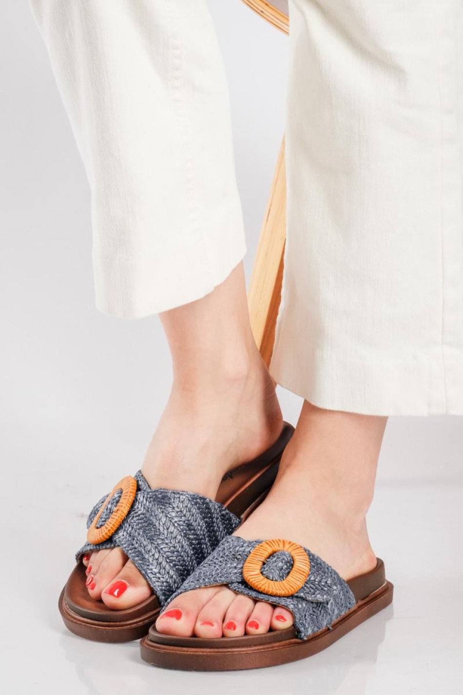 Flatforms με ψάθινη φάσα και αγκράφα ΜΠΛΕ Flatforms με ψάθινη φάσα και αγκράφα ΜΠΛΕ