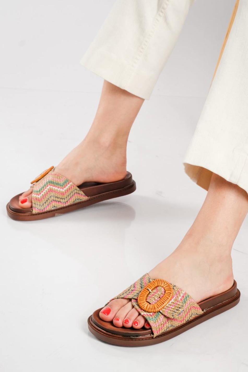 Flatforms με ψάθινη φάσα και αγκράφα MULTI