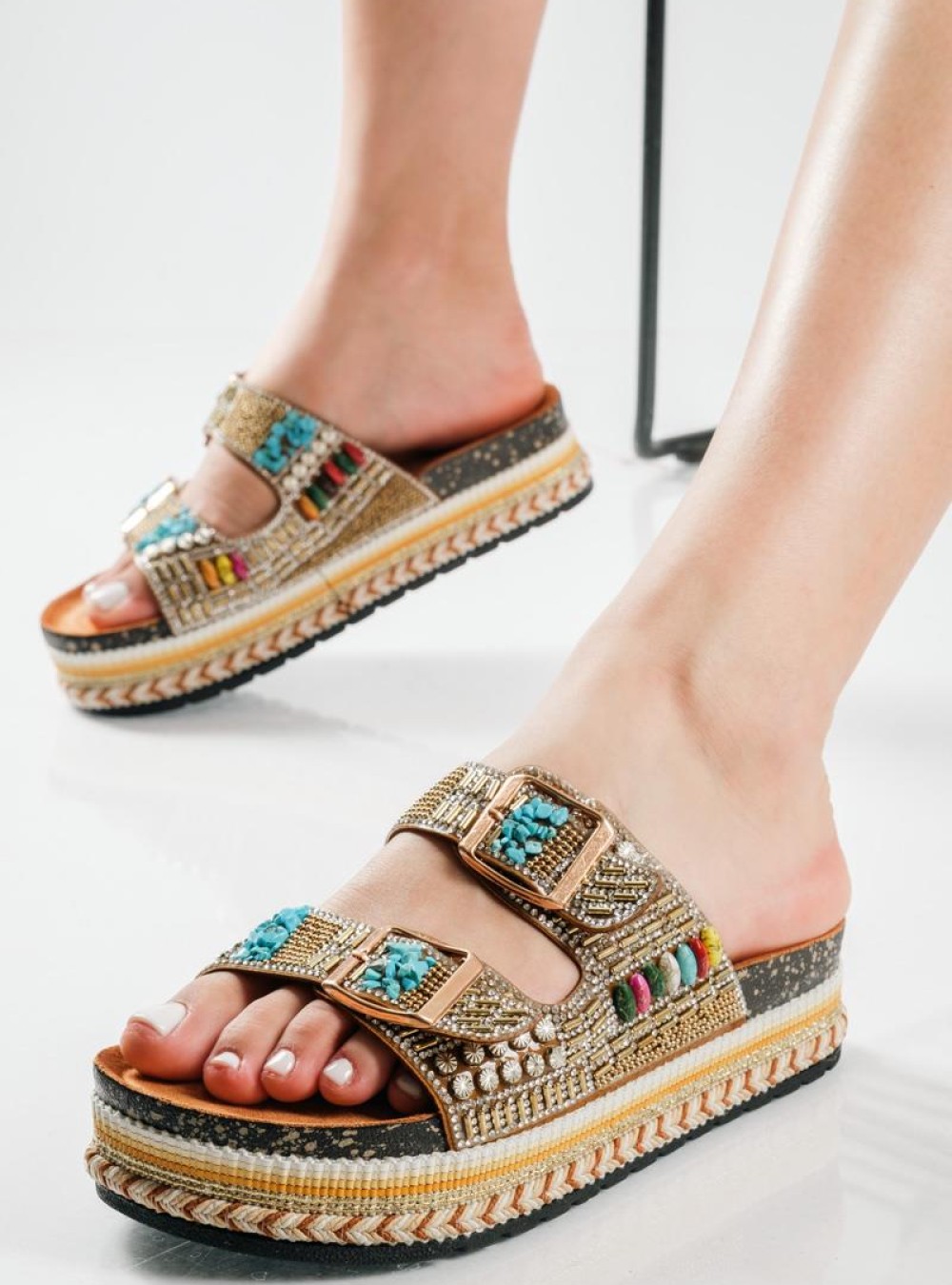 Fussbett flatforms με δυο ρυθμιζόμενες φάσες και διακοσμητικές πέτρες ΧΡΥΣΟ Fussbett flatforms με δυο ρυθμιζόμενες φάσες και διακοσμητικές πέτρες ΧΡΥΣΟ