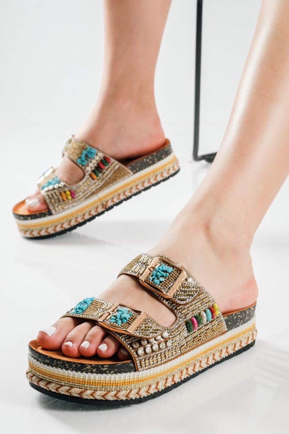 Fussbett flatforms με δυο ρυθμιζόμενες φάσες και διακοσμητικές πέτρες ΧΡΥΣΟ Fussbett flatforms με δυο ρυθμιζόμενες φάσες και διακοσμητικές πέτρες ΧΡΥΣΟ