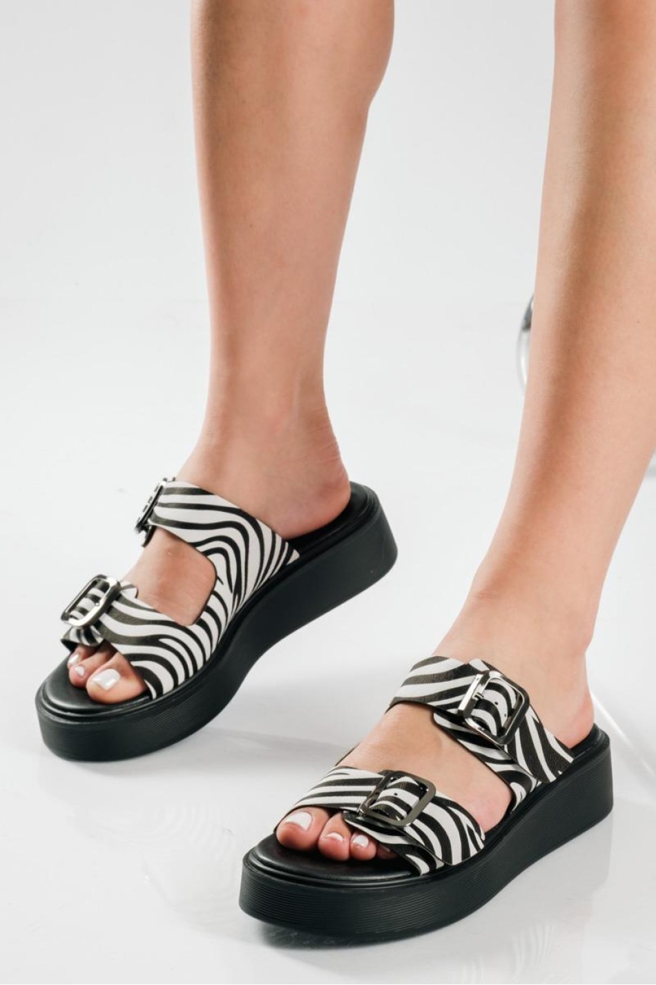 Flatforms με δύο φάσες και τετράγωνο τοκά ZEBRA