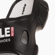 Γυναικείες σαγιονάρες με tracksole και τύπωμα ΜΑΥΡΟ Γυναικείες σαγιονάρες με tracksole και τύπωμα ΜΑΥΡΟ