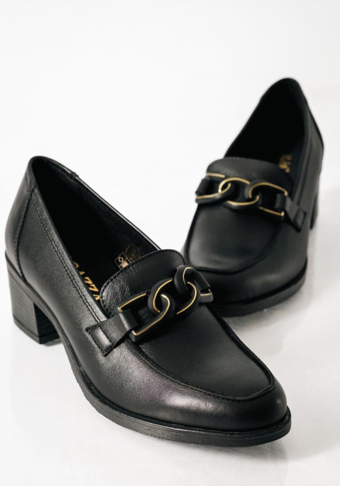 RAGAZZA Δερμάτινο loafer με διακριτική αλυσίδα ΜΑΥΡΟ