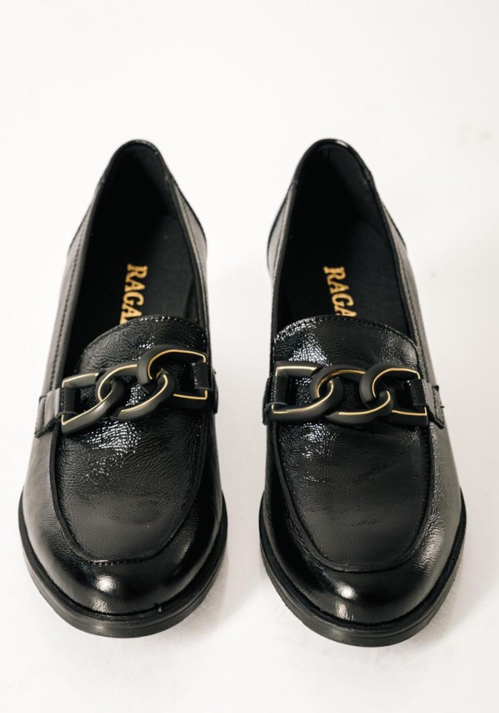 RAGAZZA λουστρίνι loafer με διακριτική αλυσίδα ΜΑΥΡΟ