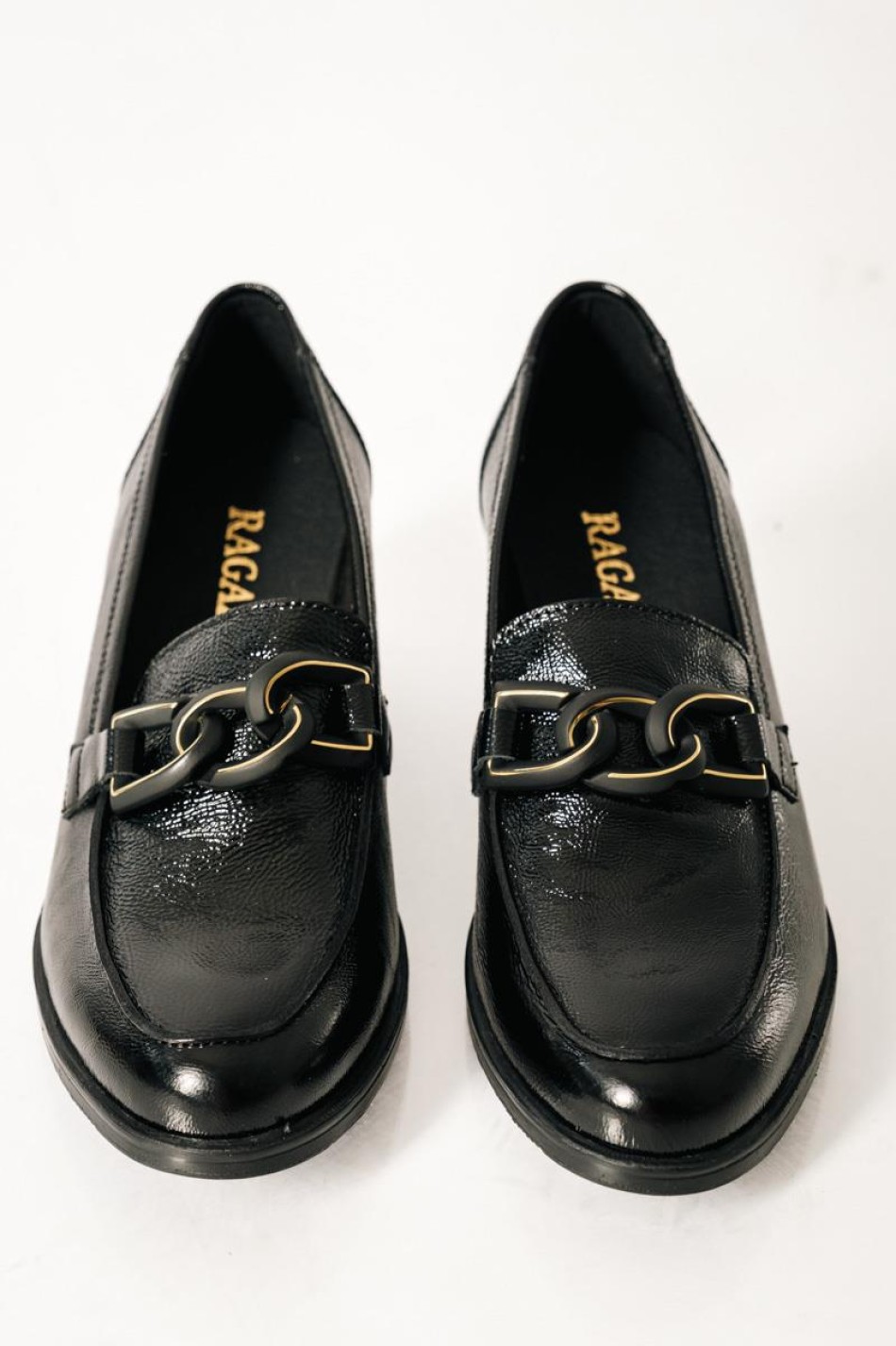 RAGAZZA λουστρίνι loafer με διακριτική αλυσίδα ΜΑΥΡΟ