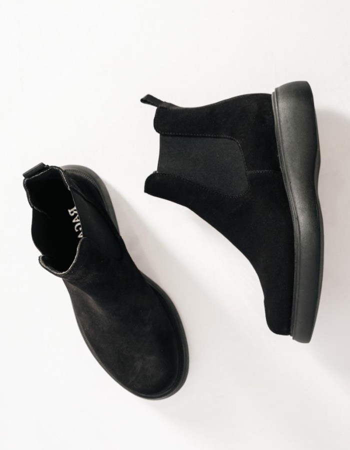 Ragazza suede δερμάτινα μποτάκια με ιδιαίτερη σόλα ΜΑΥΡΟ