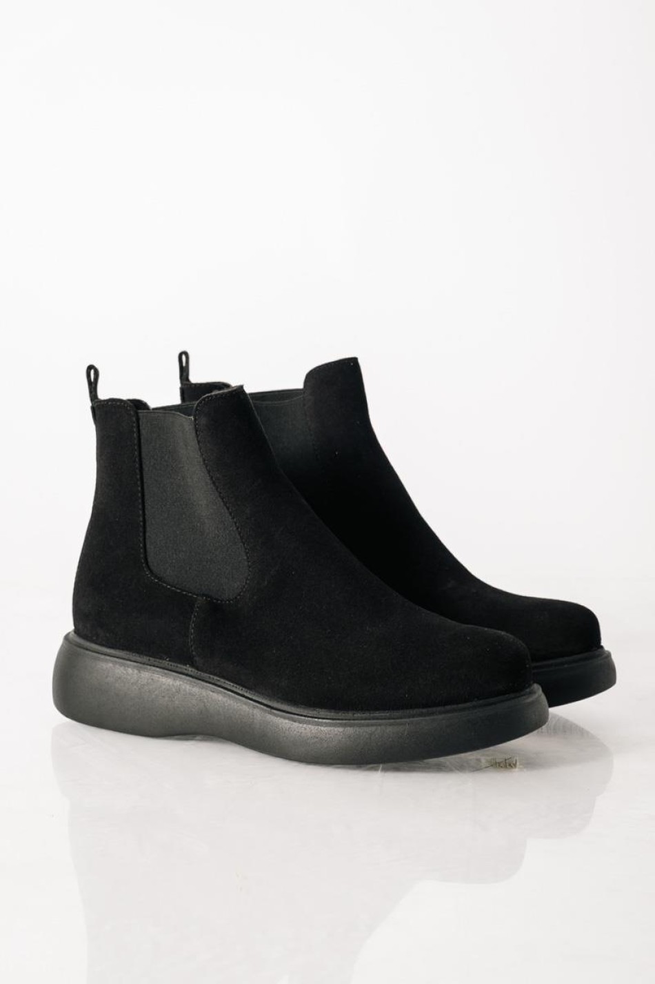Ragazza suede δερμάτινα μποτάκια με ιδιαίτερη σόλα ΜΑΥΡΟ