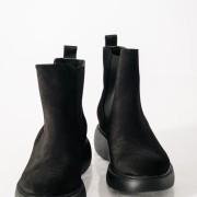 Ragazza suede δερμάτινα μποτάκια με ιδιαίτερη σόλα ΜΑΥΡΟ