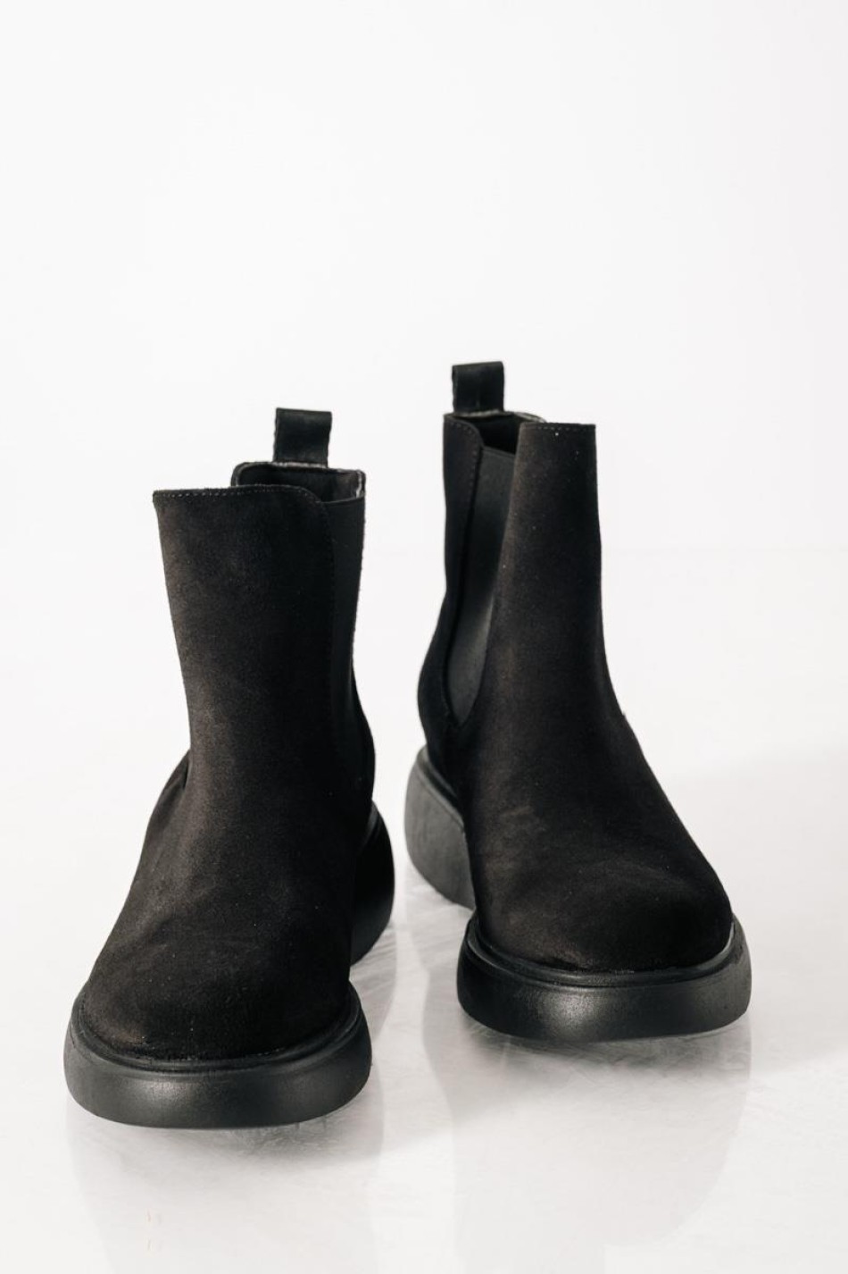 Ragazza suede δερμάτινα μποτάκια με ιδιαίτερη σόλα ΜΑΥΡΟ