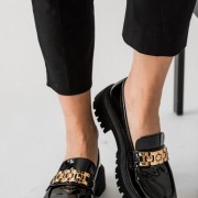 Chunky loafers λουστρίνι με χρυσή αγκράφα 330.XH33-506-LU ΜΑΥΡΟ