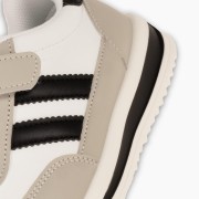 Sneakers για αγόρια με velcro και διπλή ρίγα στο πλάι ΑΣΠΡΟ/ΓΚ Sneakers για αγόρια με velcro και διπλή ρίγα στο πλάι ΑΣΠΡΟ/ΓΚ