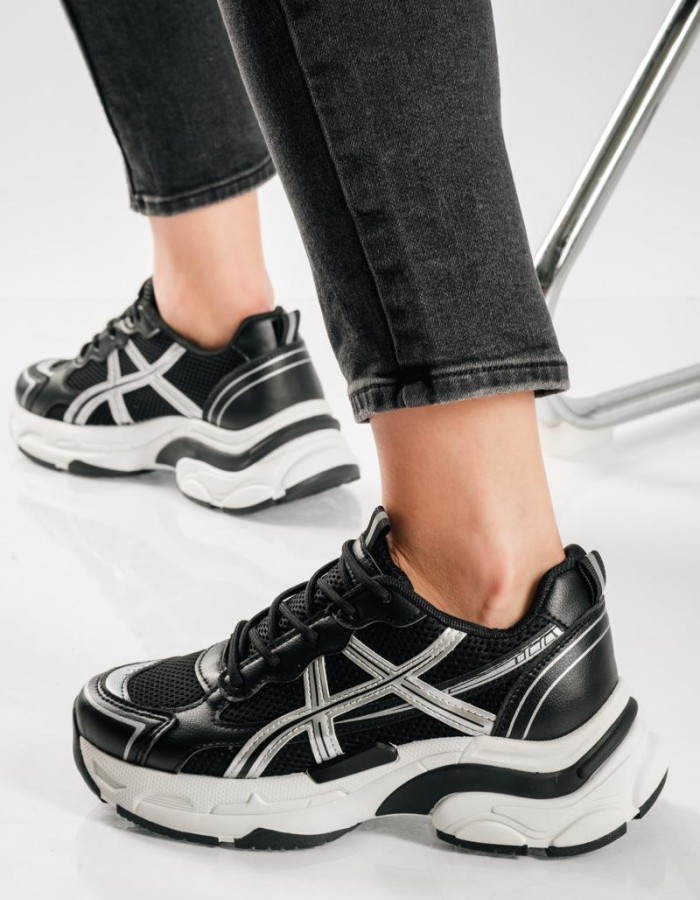 Chunky sneakers σε συνδυασμό χρωμάτων ΜΑΥΡΟ
