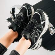 Chunky sneakers με διχρωμία στη σόλα ΜΑΥΡΟ Chunky sneakers με διχρωμία στη σόλα ΜΑΥΡΟ