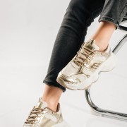 Chunky sneakers με διακριτικές λάμψεις και σχέδια ΧΡΥΣΟ Chunky sneakers με διακριτικές λάμψεις και σχέδια ΧΡΥΣΟ