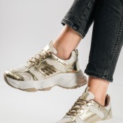Chunky sneakers με διακριτικές λάμψεις και σχέδια ΧΡΥΣΟ Chunky sneakers με διακριτικές λάμψεις και σχέδια ΧΡΥΣΟ