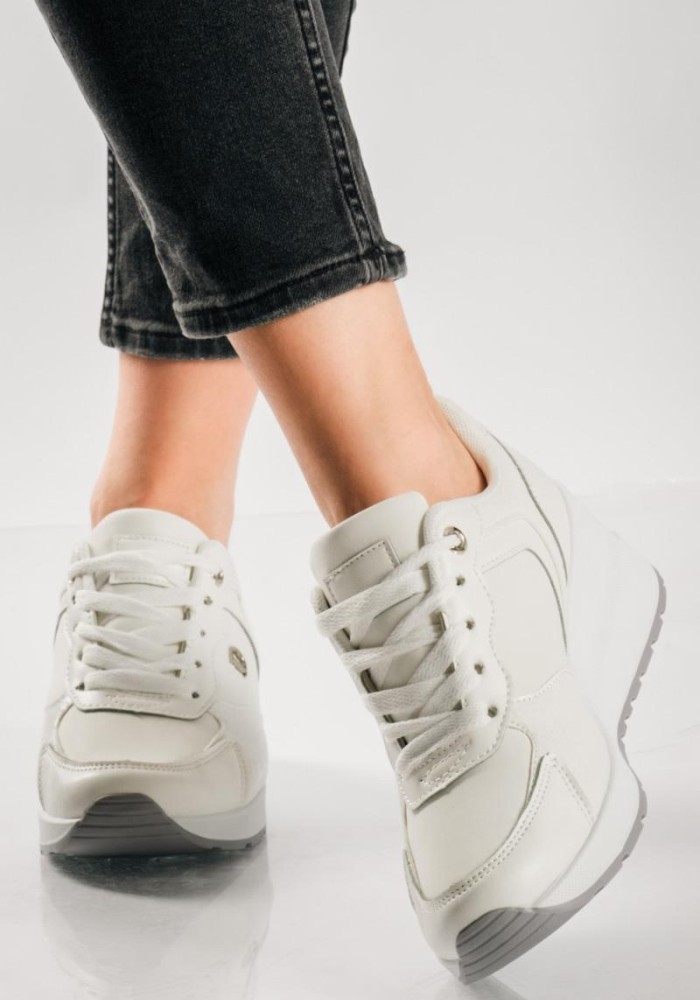 Casual sneakers με πλατφόρμα και διακριτικές κροκό λεπτομέρειες ΑΣΠΡΟ