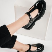 Λουστρίνι T-Bar loafers με chunky σόλα ΜΑΥΡΟ Λουστρίνι T-Bar loafers με chunky σόλα ΜΑΥΡΟ