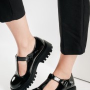 Λουστρίνι T-Bar loafers με chunky σόλα ΜΑΥΡΟ Λουστρίνι T-Bar loafers με chunky σόλα ΜΑΥΡΟ