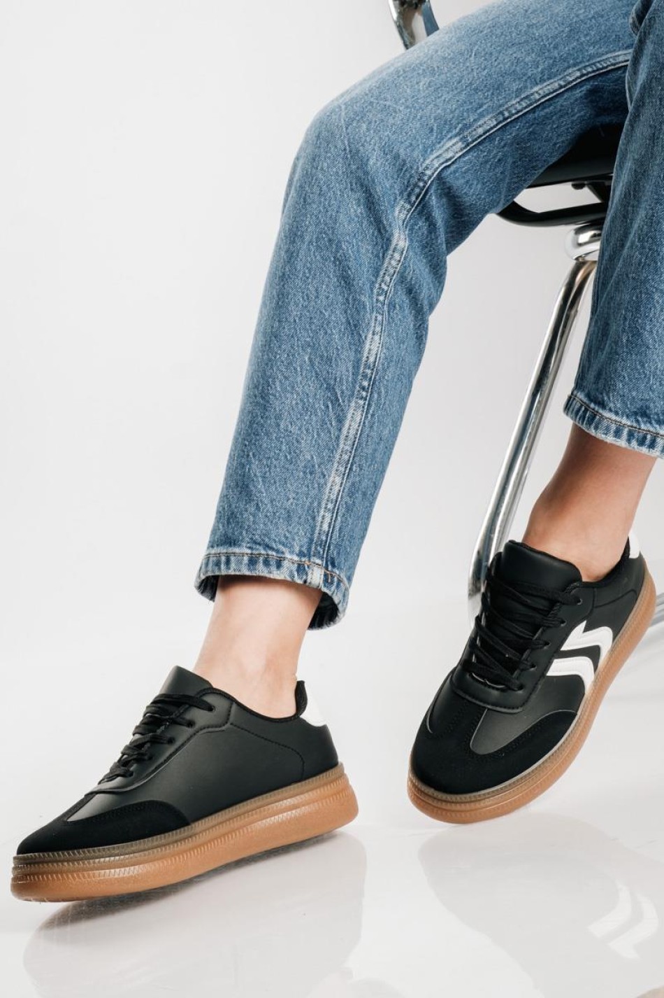 Retro sneakers με συνδυασμό χρωμάτων ΜΑΥΡΟ Retro sneakers με συνδυασμό χρωμάτων ΜΑΥΡΟ
