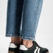 Retro sneakers με συνδυασμό χρωμάτων ΜΑΥΡΟ Retro sneakers με συνδυασμό χρωμάτων ΜΑΥΡΟ