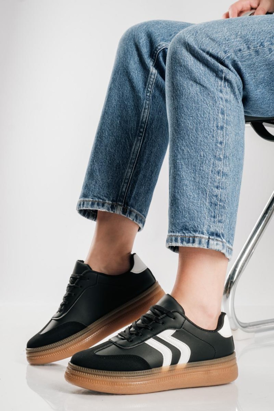 Retro sneakers με συνδυασμό χρωμάτων ΜΑΥΡΟ Retro sneakers με συνδυασμό χρωμάτων ΜΑΥΡΟ