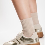 Retro sneakers σε μεταλλικές αποχρώσεις ΧΡΥΣΟ Retro sneakers σε μεταλλικές αποχρώσεις ΧΡΥΣΟ