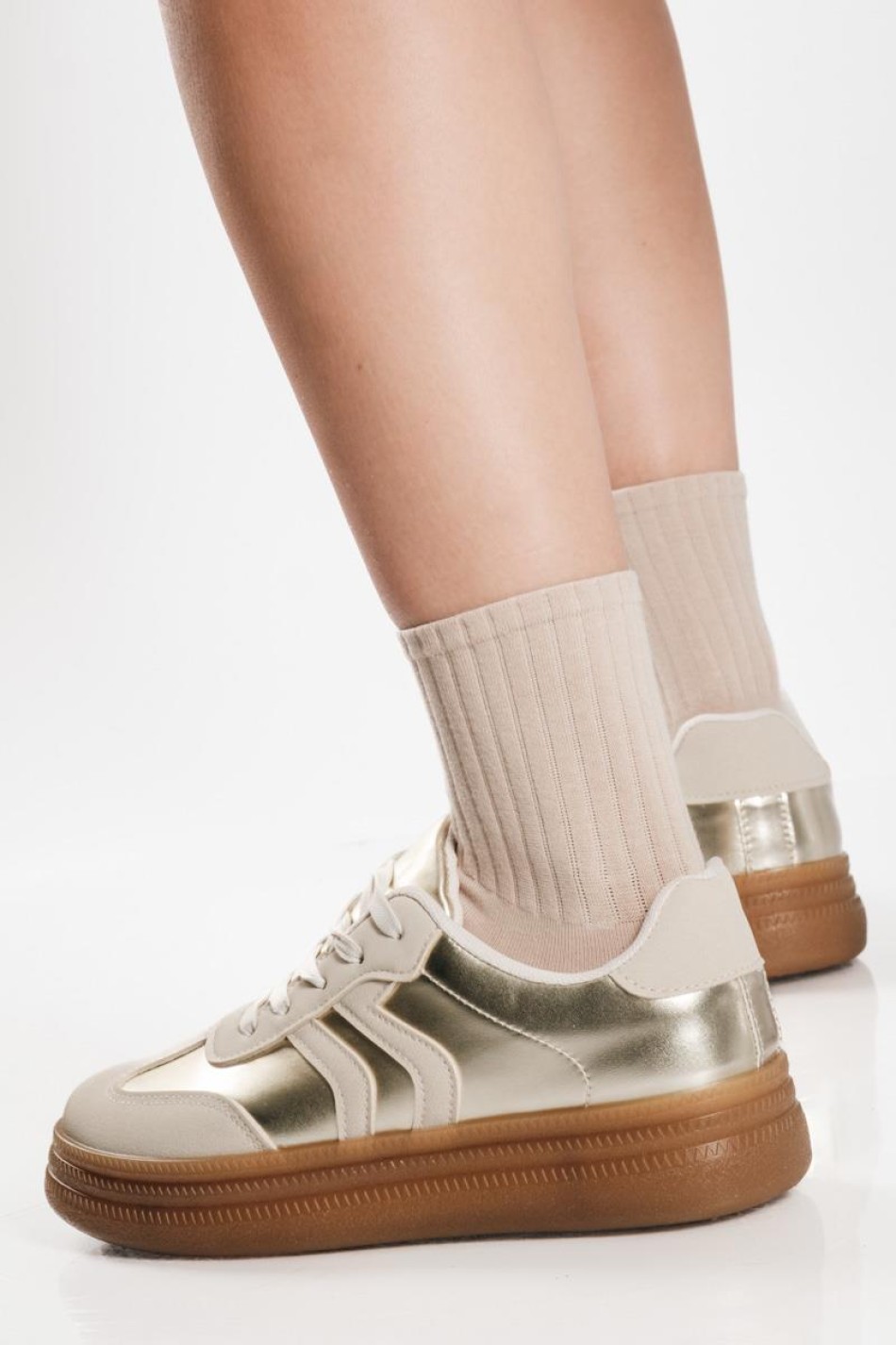 Retro sneakers σε μεταλλικές αποχρώσεις ΧΡΥΣΟ