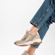 Casual sneakers με πλατφόρμα σε γήινες αποχρώσεις ΜΠΕΖ Casual sneakers με πλατφόρμα σε γήινες αποχρώσεις ΜΠΕΖ