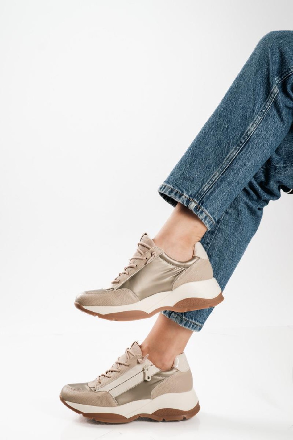 Casual sneakers με πλατφόρμα σε γήινες αποχρώσεις ΜΠΕΖ