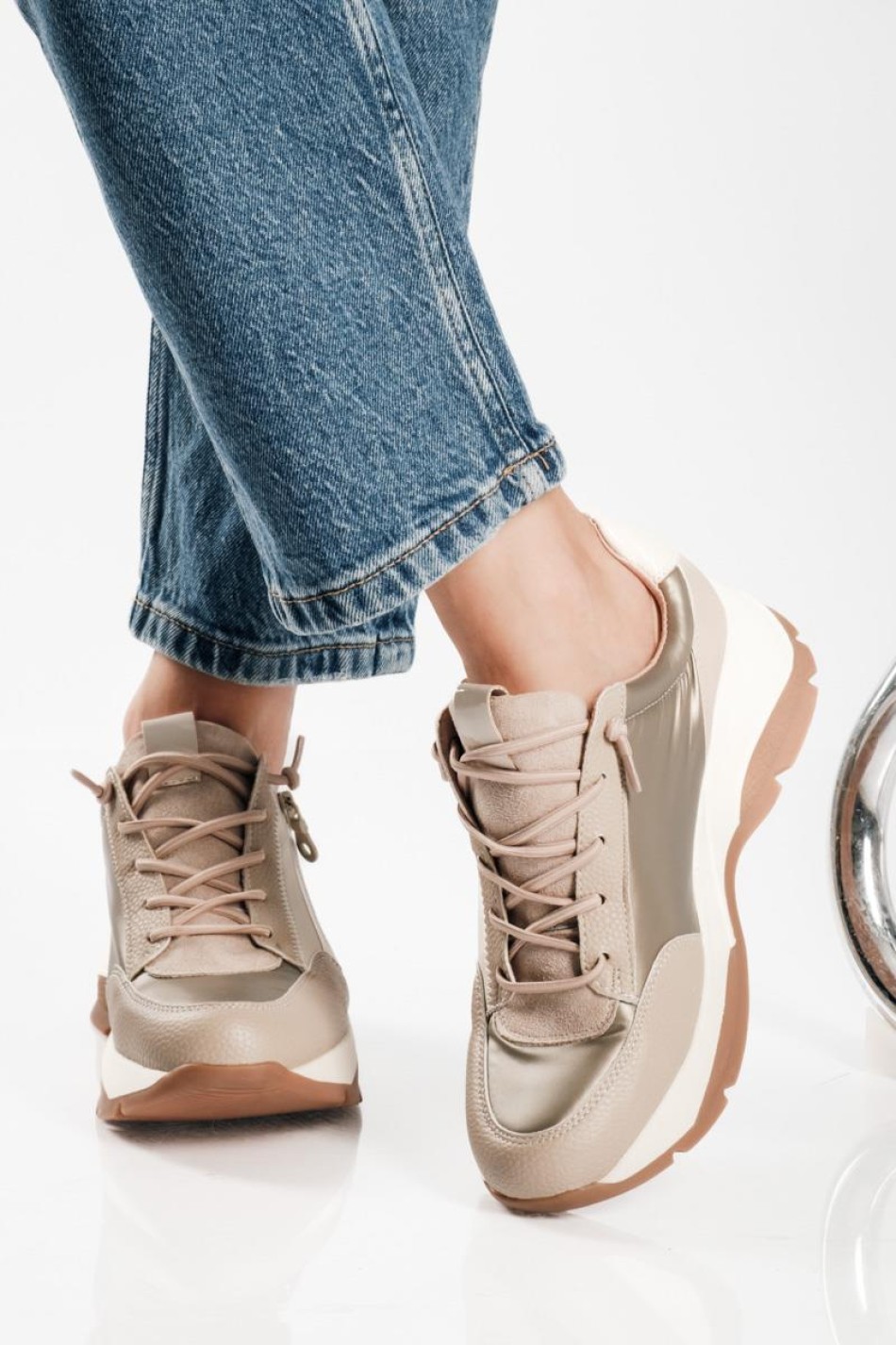 Casual sneakers με πλατφόρμα σε γήινες αποχρώσεις ΜΠΕΖ