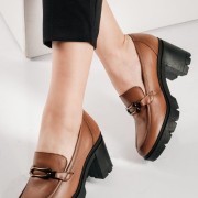 RAGAZZA δερμάτινο loafer με μεταλλική αγκράφα ΤΑΜΠΑ RAGAZZA δερμάτινο loafer με μεταλλική αγκράφα ΤΑΜΠΑ
