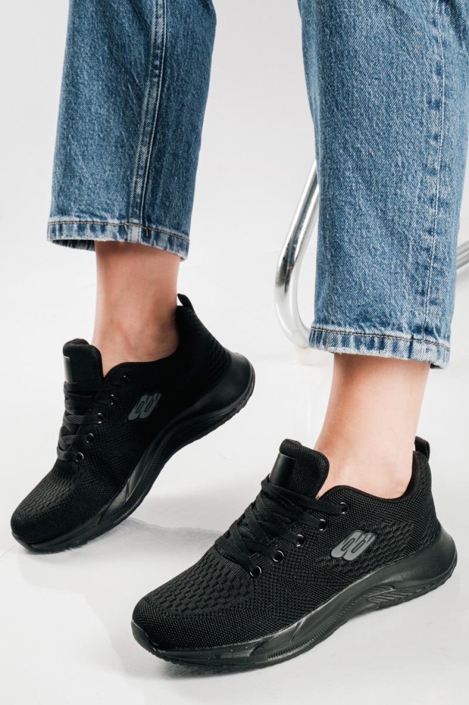 Running ελαφριά υφασμάτινα sneakers ΜΑΥΡΟ