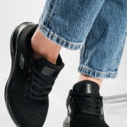 Running ελαφριά υφασμάτινα sneakers ΜΑΥΡΟ