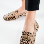 Loafers με Animal Print & Διακοσμητική Αγκράφα ΛΕΟΠΑΡ Loafers με Animal Print & Διακοσμητική Αγκράφα ΛΕΟΠΑΡ